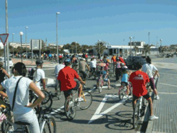 Vandellòs i lHospitalet de lInfant pedala i camina per un aire més net