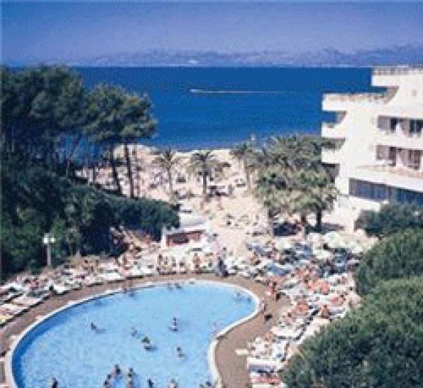 Salou lidera locupació de places hoteleres a Espanya