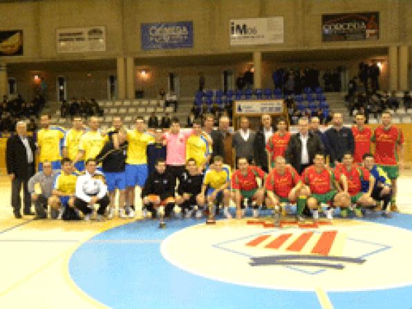 El equipo Tropical Salou gana el XIV torneo Fútbol Sala de la Fiesta Mayor